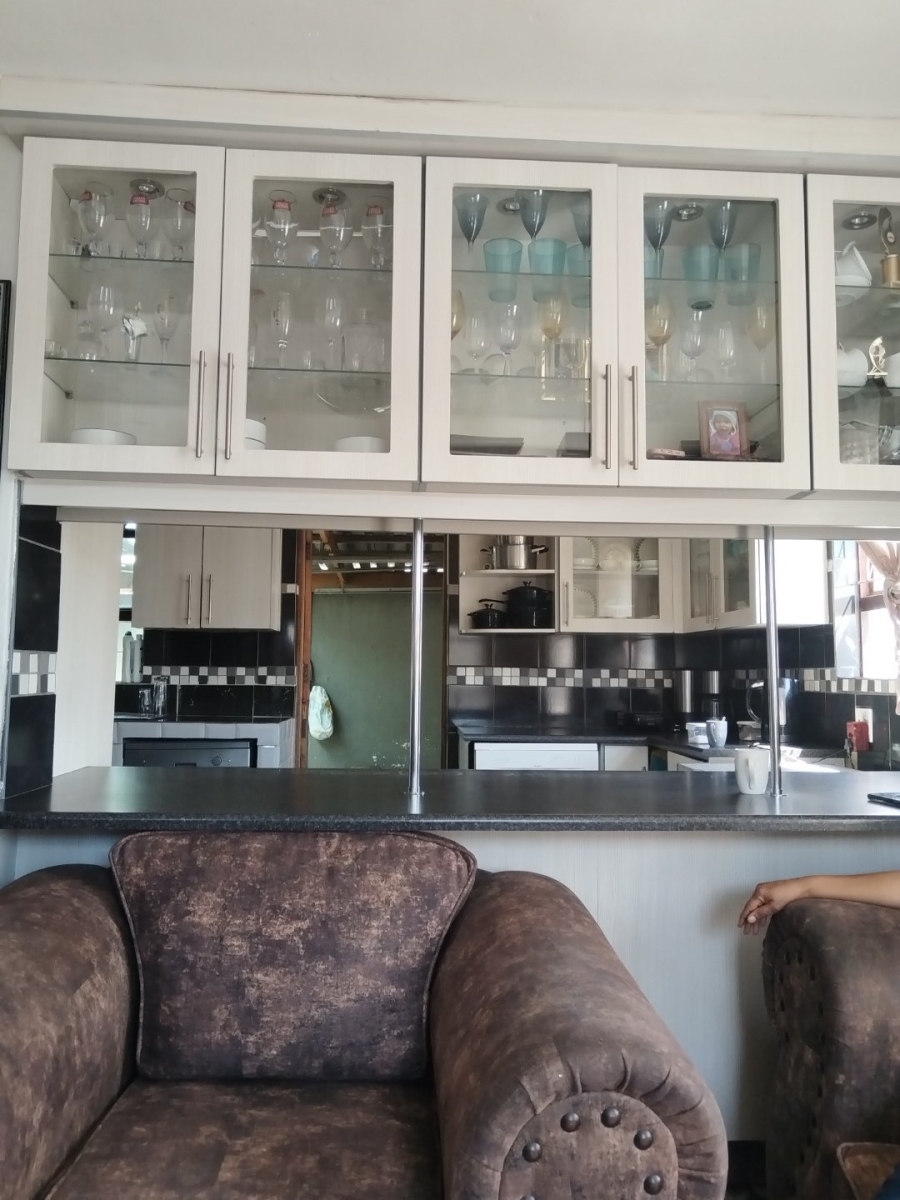 2 Bedroom Property for Sale in Forest Village Western Cape
